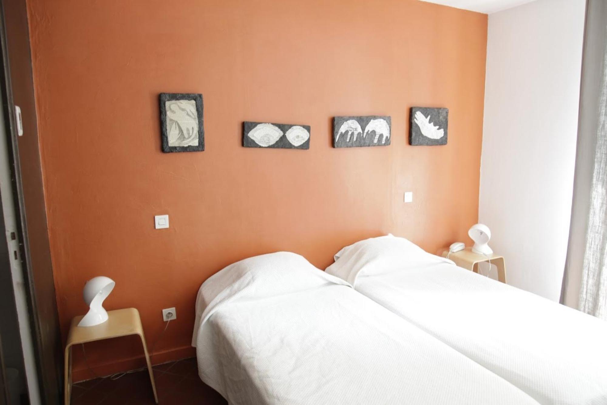 Hotel Burrhus Vaison-la-Romaine Exterior photo