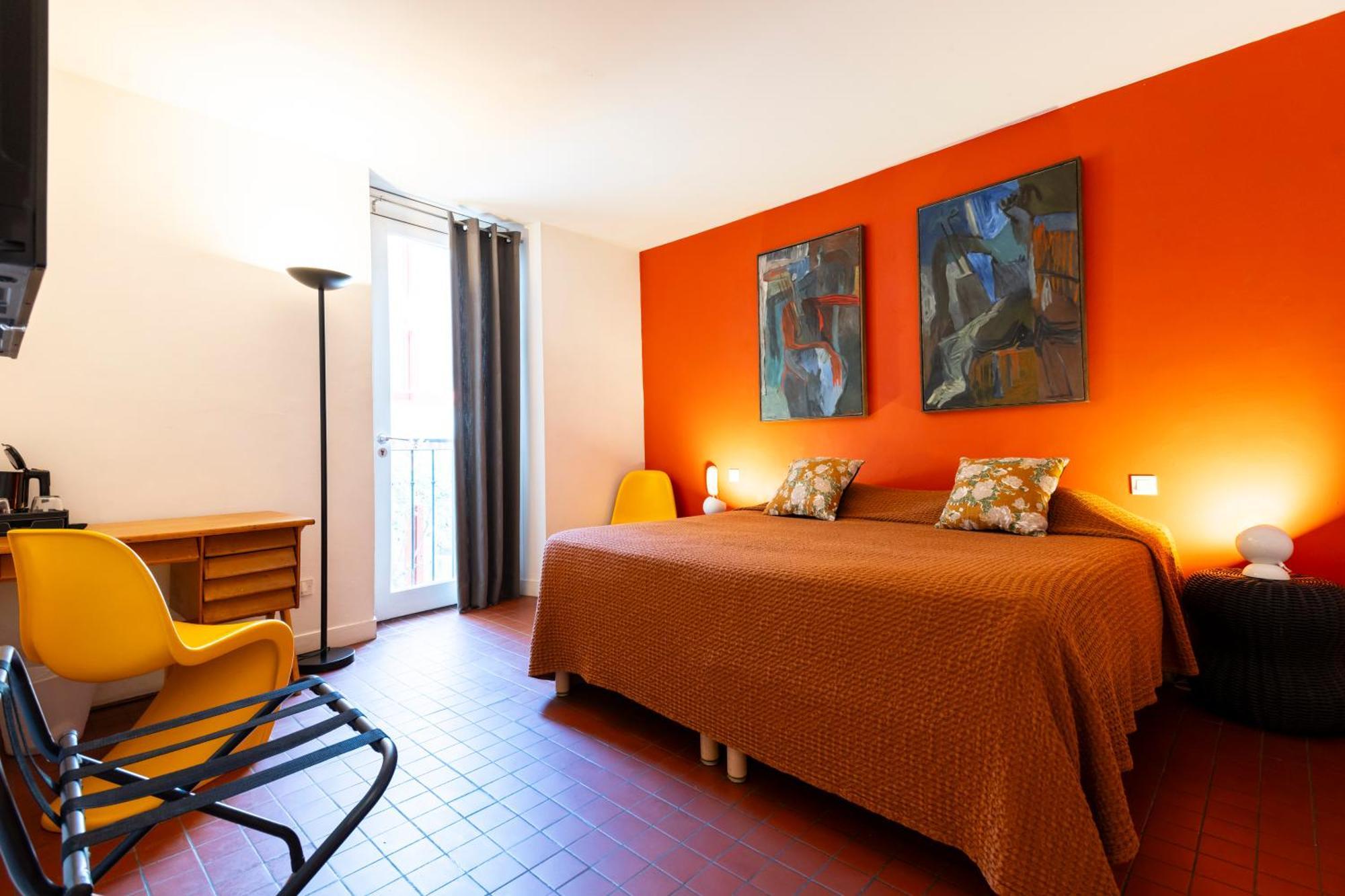 Hotel Burrhus Vaison-la-Romaine Exterior photo
