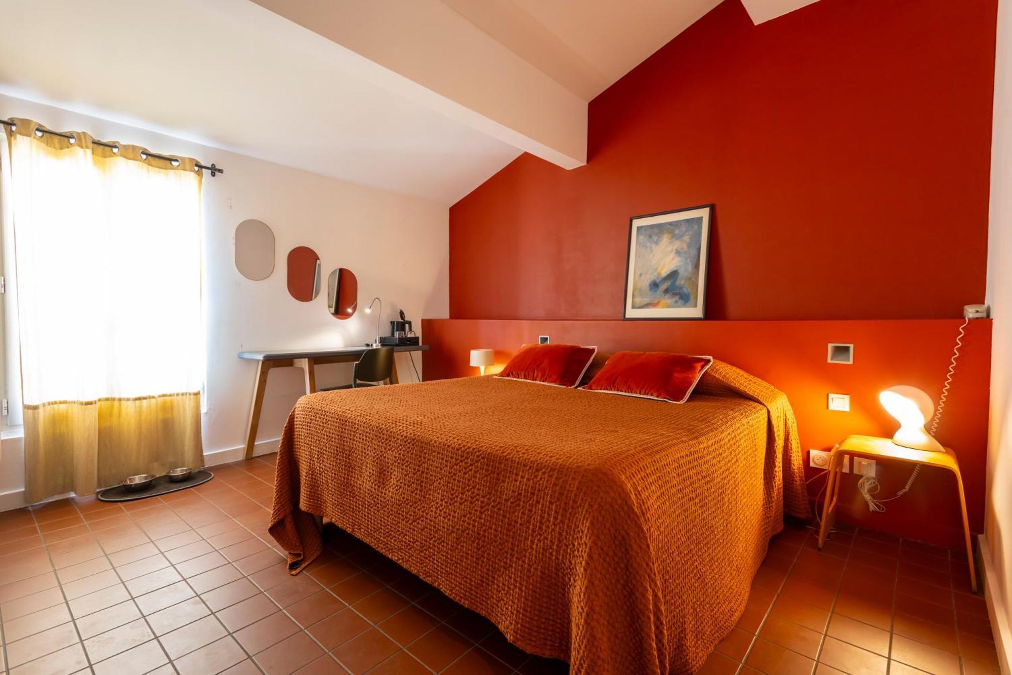 Hotel Burrhus Vaison-la-Romaine Exterior photo
